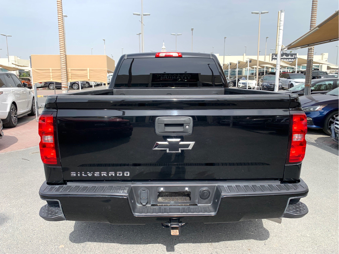 Chevrolet Silverado - Image 6