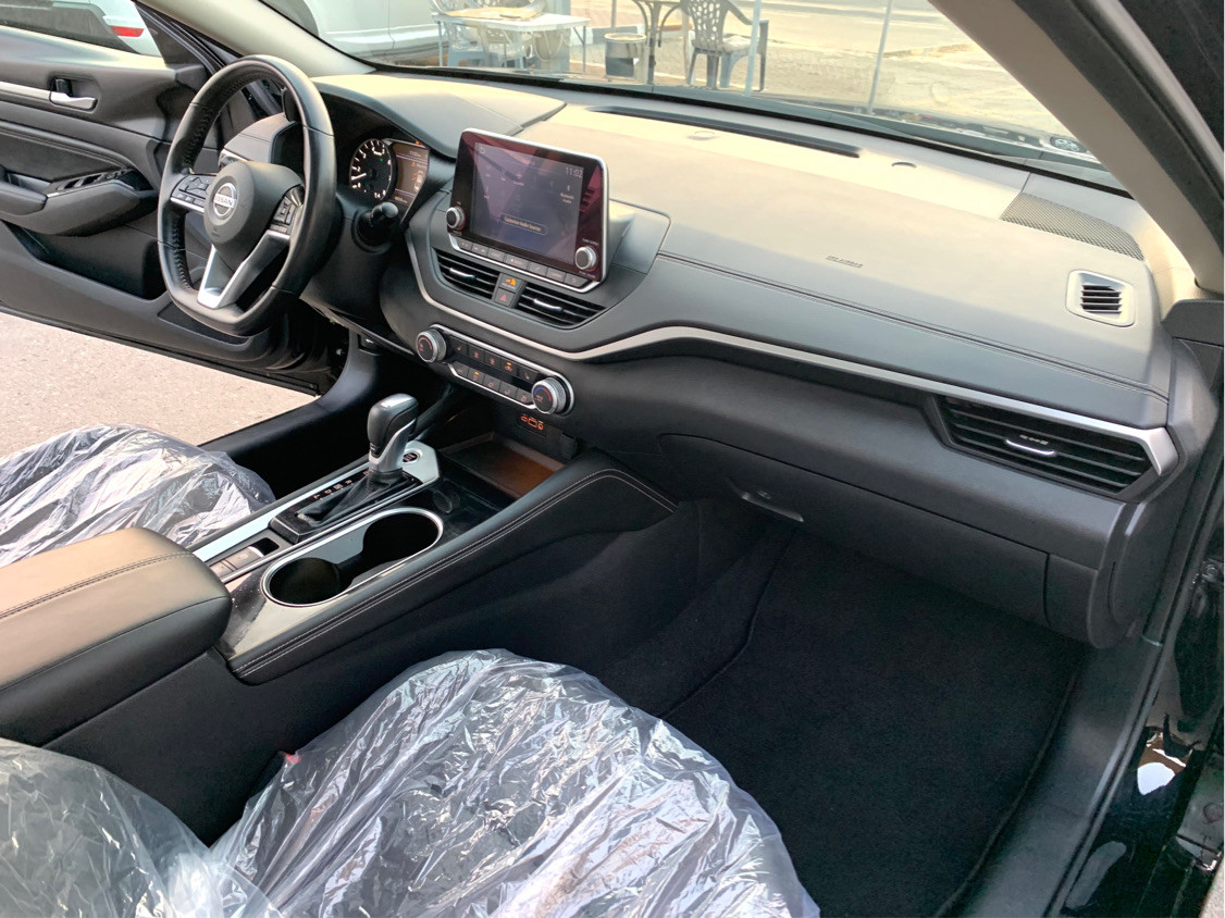 Nissan Altima - Image 7