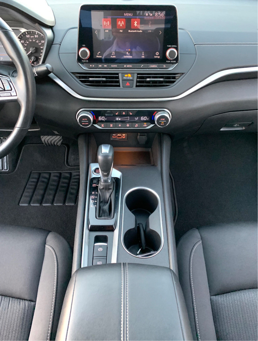 Nissan Altima - Image 26