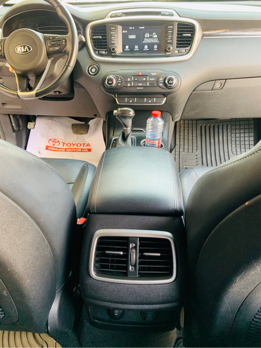 KIA Sorento - Image 15