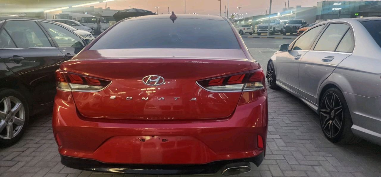 Hyundai Sonata - Image 7