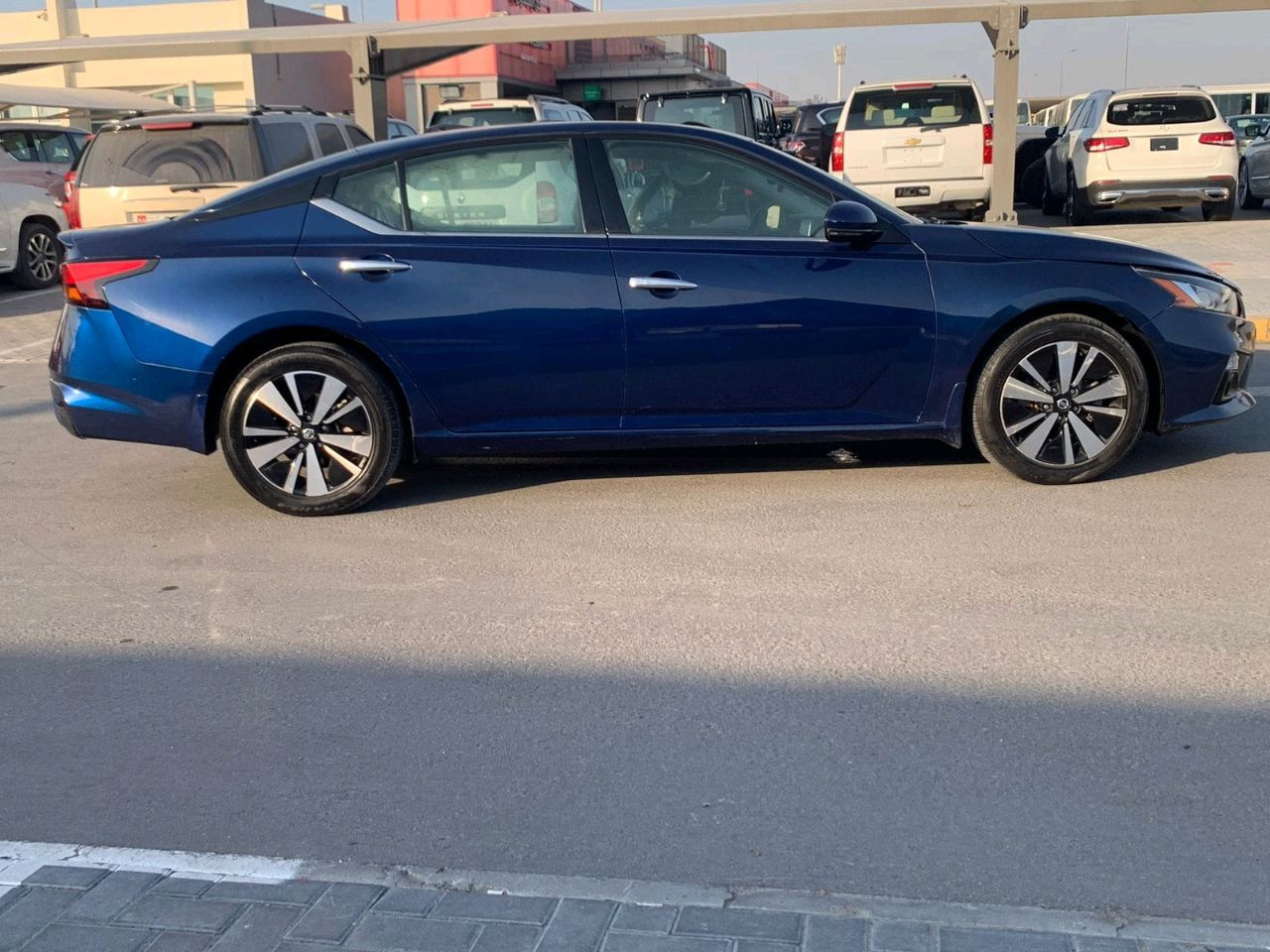 Nissan Altima - Image 8