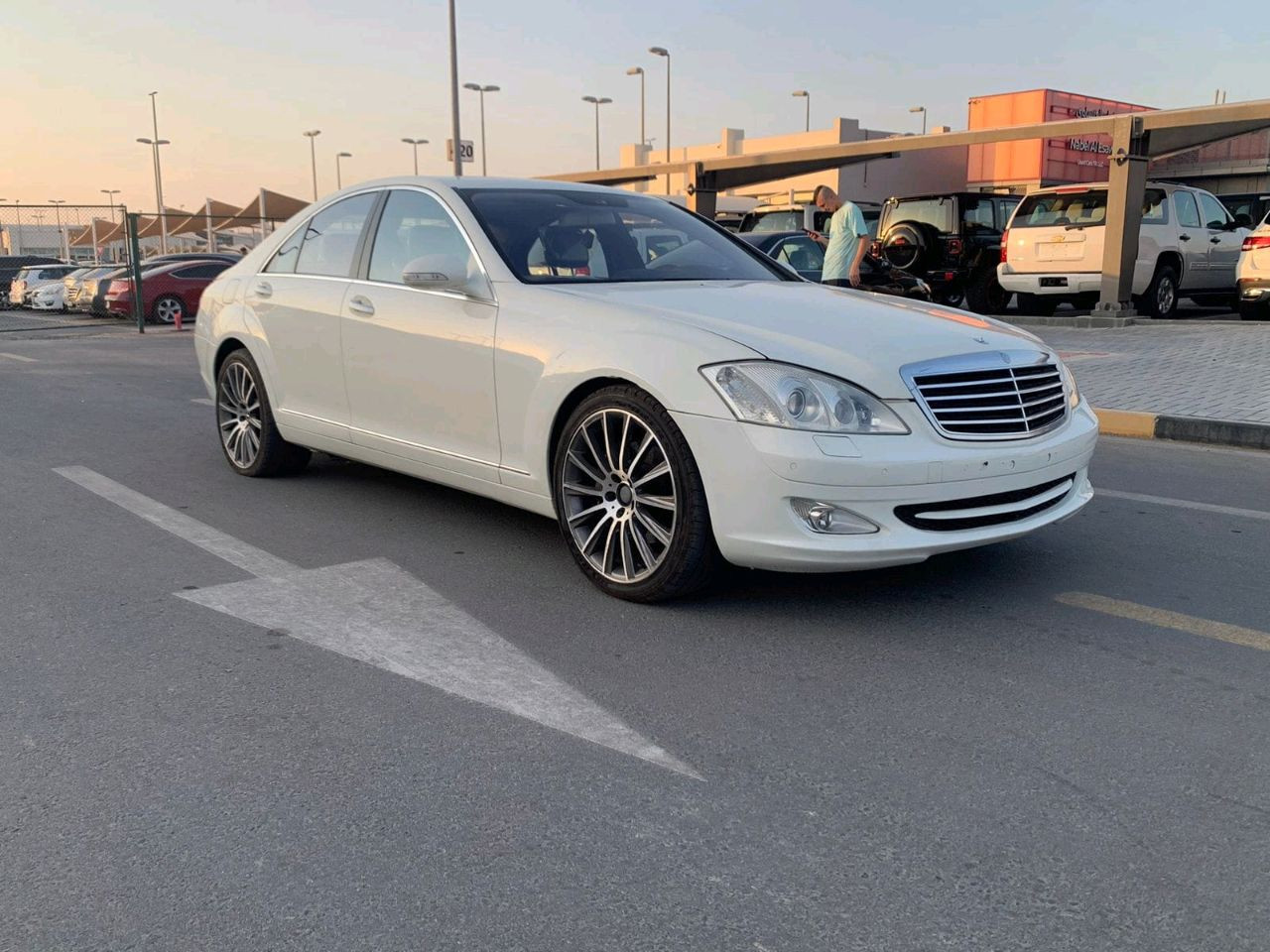 Mercedes Benz S-Class - Image 8