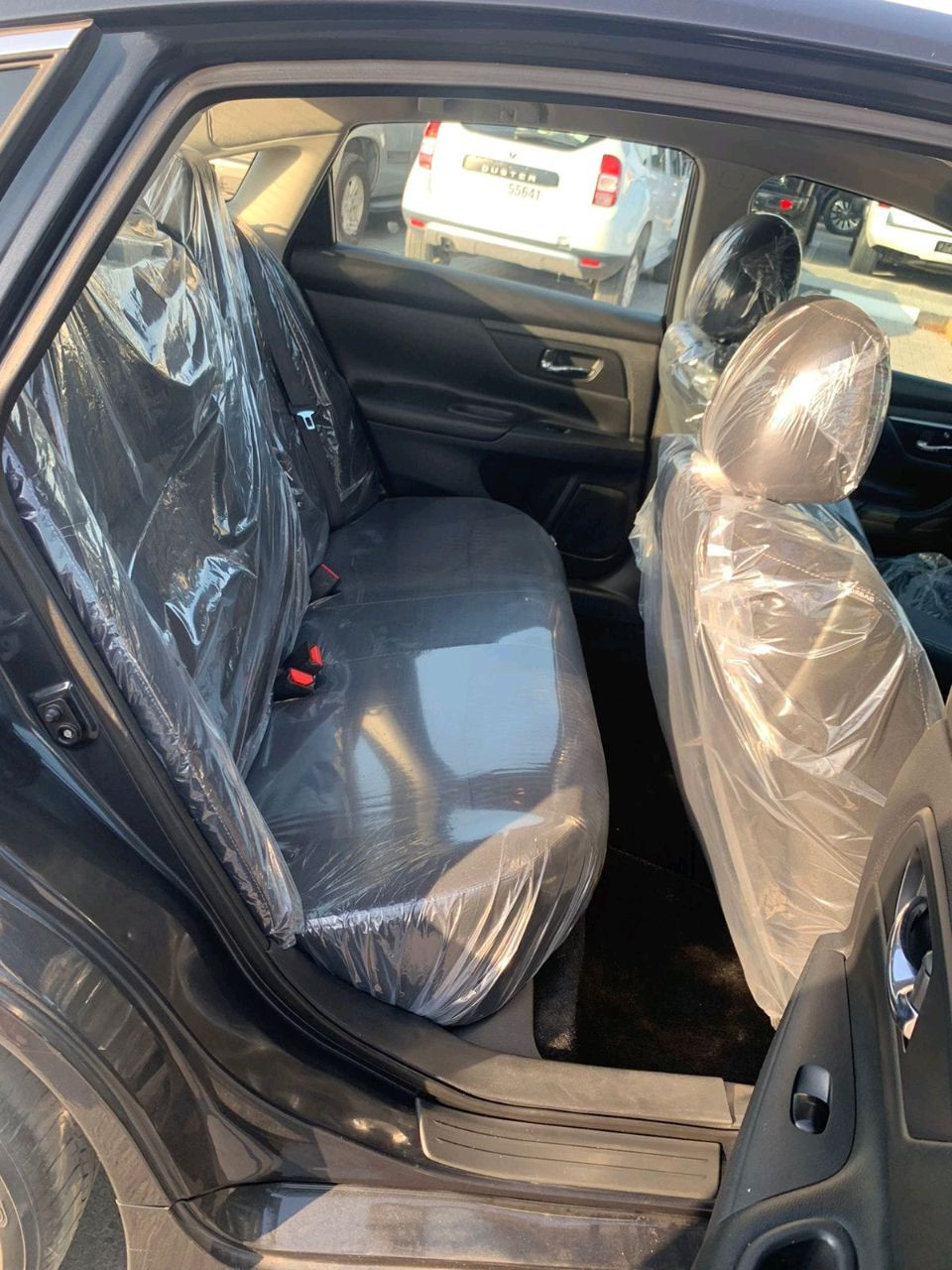 Nissan Altima - Image 12