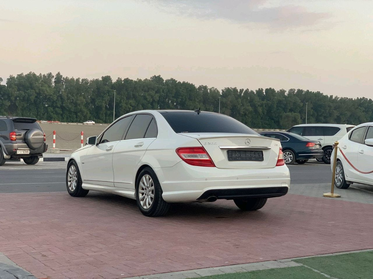Mercedes Benz C-Class - Image 4