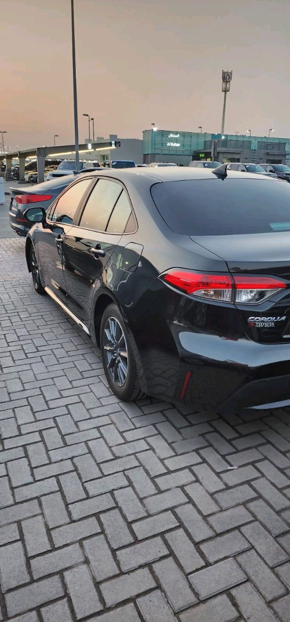 Toyota Corolla - Image 9