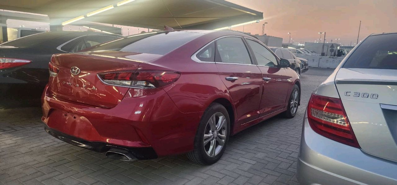 Hyundai Sonata - Image 10