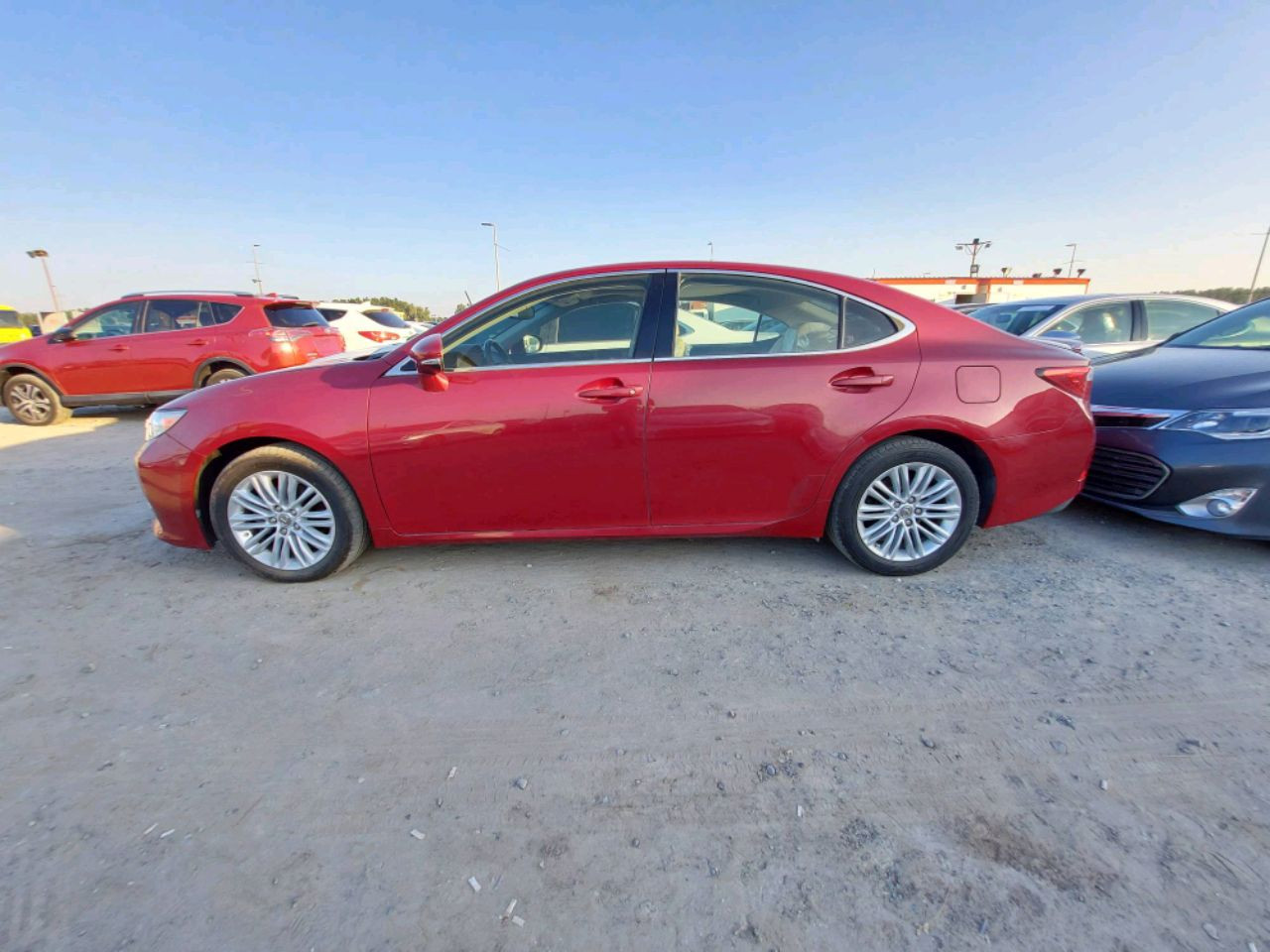 Lexus ES-Series - Image 2