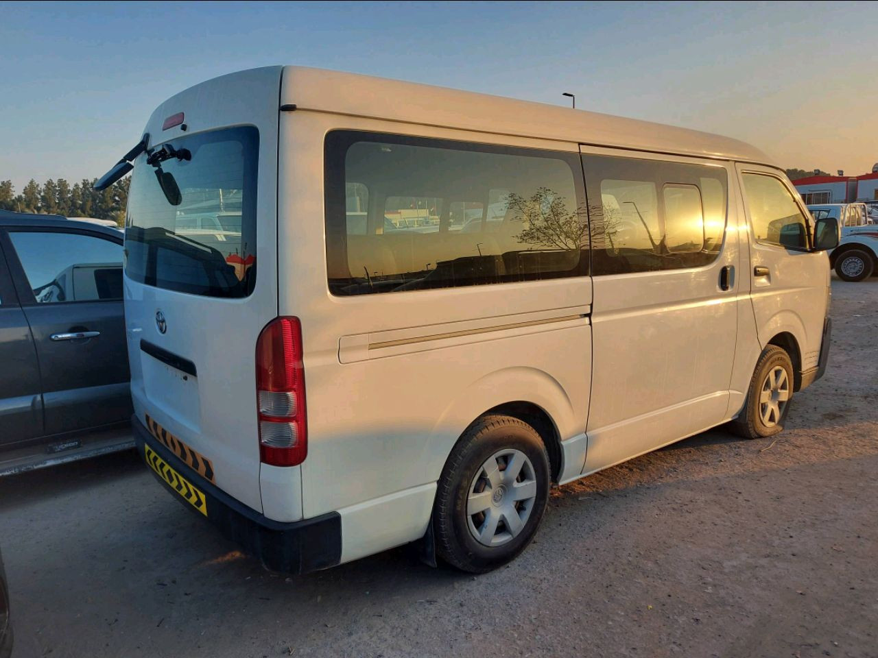 Toyota Hiace - Image 5