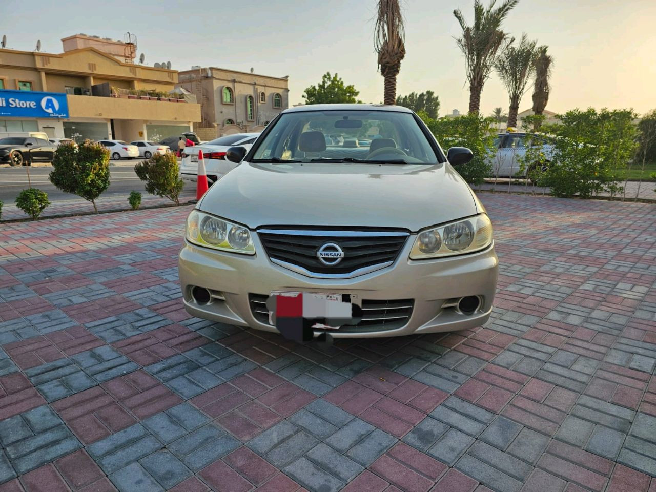 Nissan Sunny - Image 3
