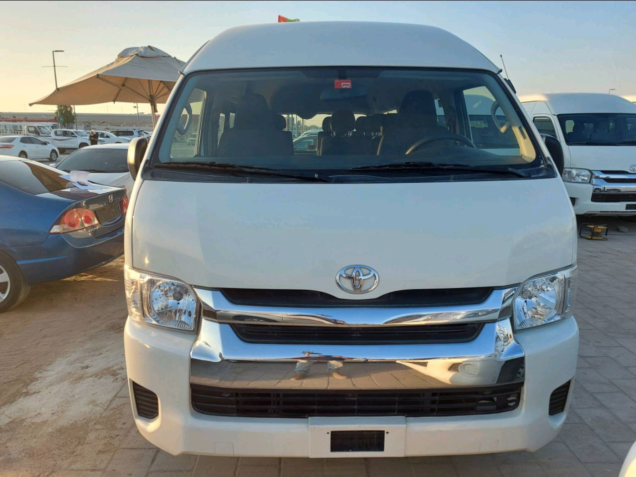 Toyota Hiace - Image 5