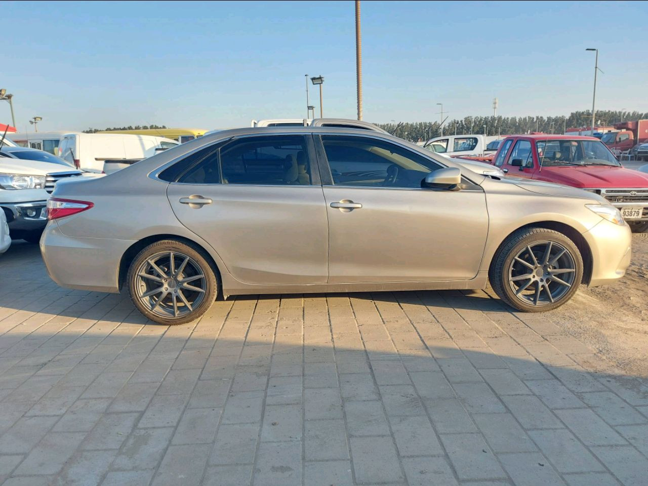 Toyota Camry - Image 5