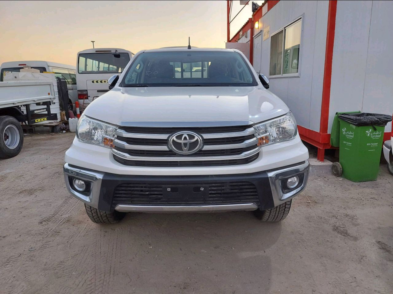 Toyota Hilux - Image 2