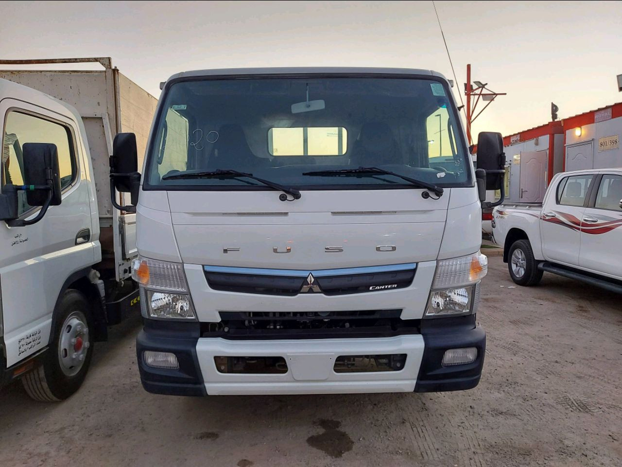 Mitsubishi Canter - Image 4