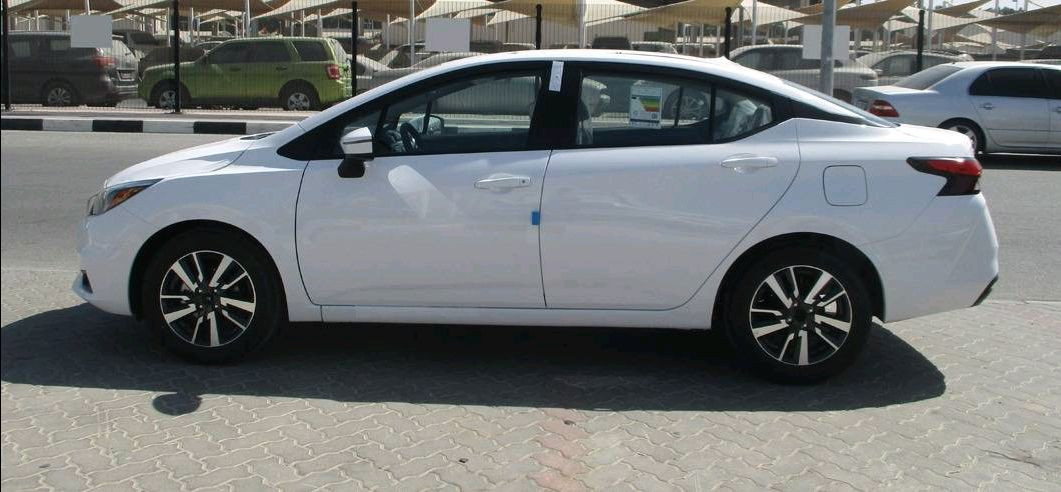 Nissan Sunny - Image 4
