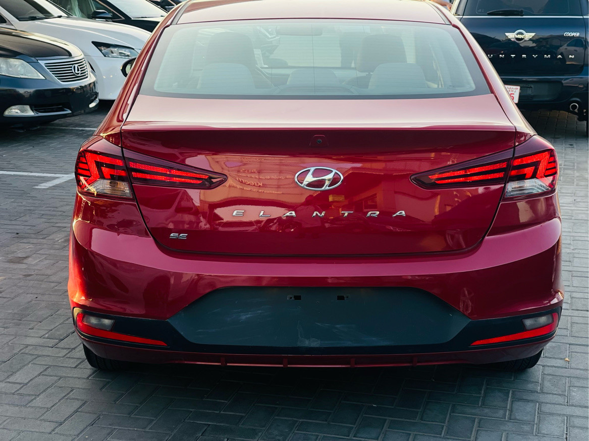 Hyundai Elantra - Image 6