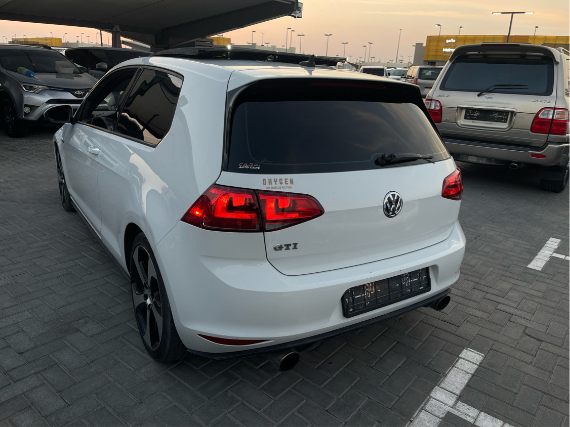 Volkswagen GTI - Image 9