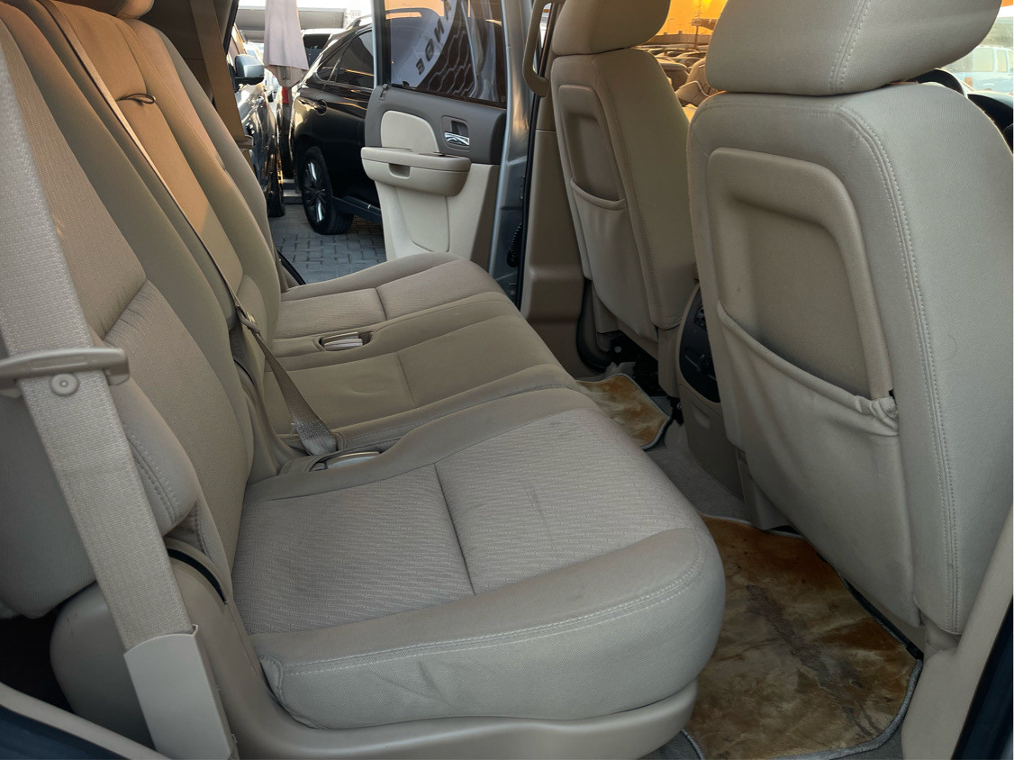 Chevrolet Tahoe - Image 14