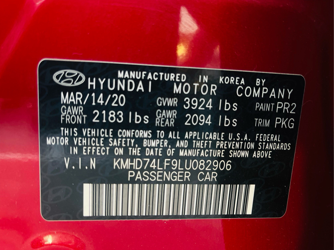 Hyundai Elantra - Image 13