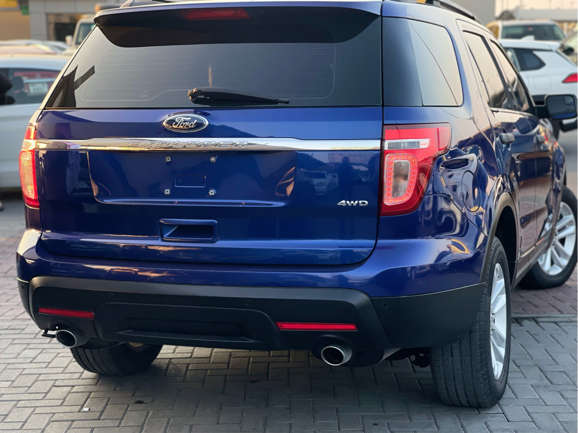 Ford Explorer - Image 5