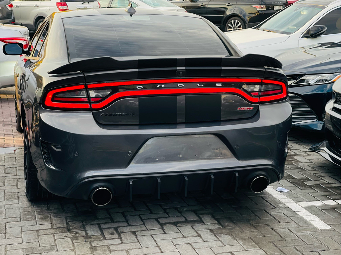 Dodge Charger - Image 6