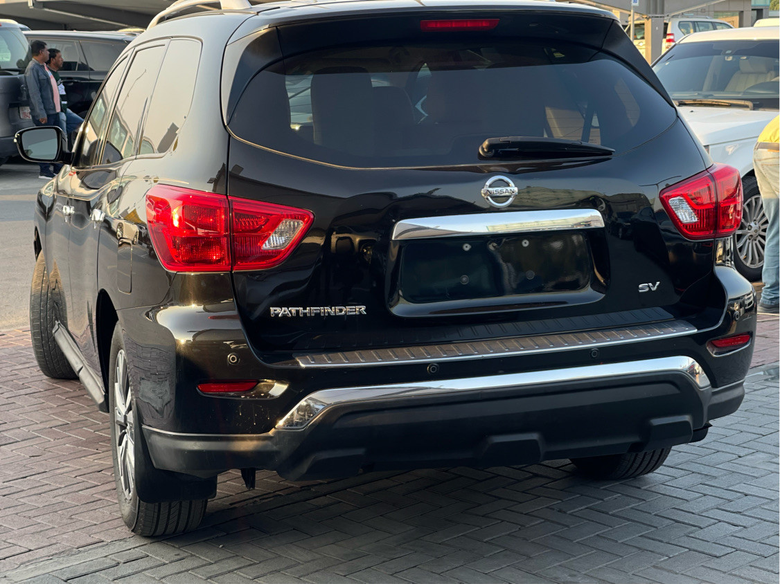 Nissan Pathfinder - Image 5