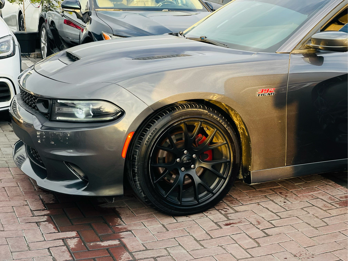 Dodge Charger - Image 5