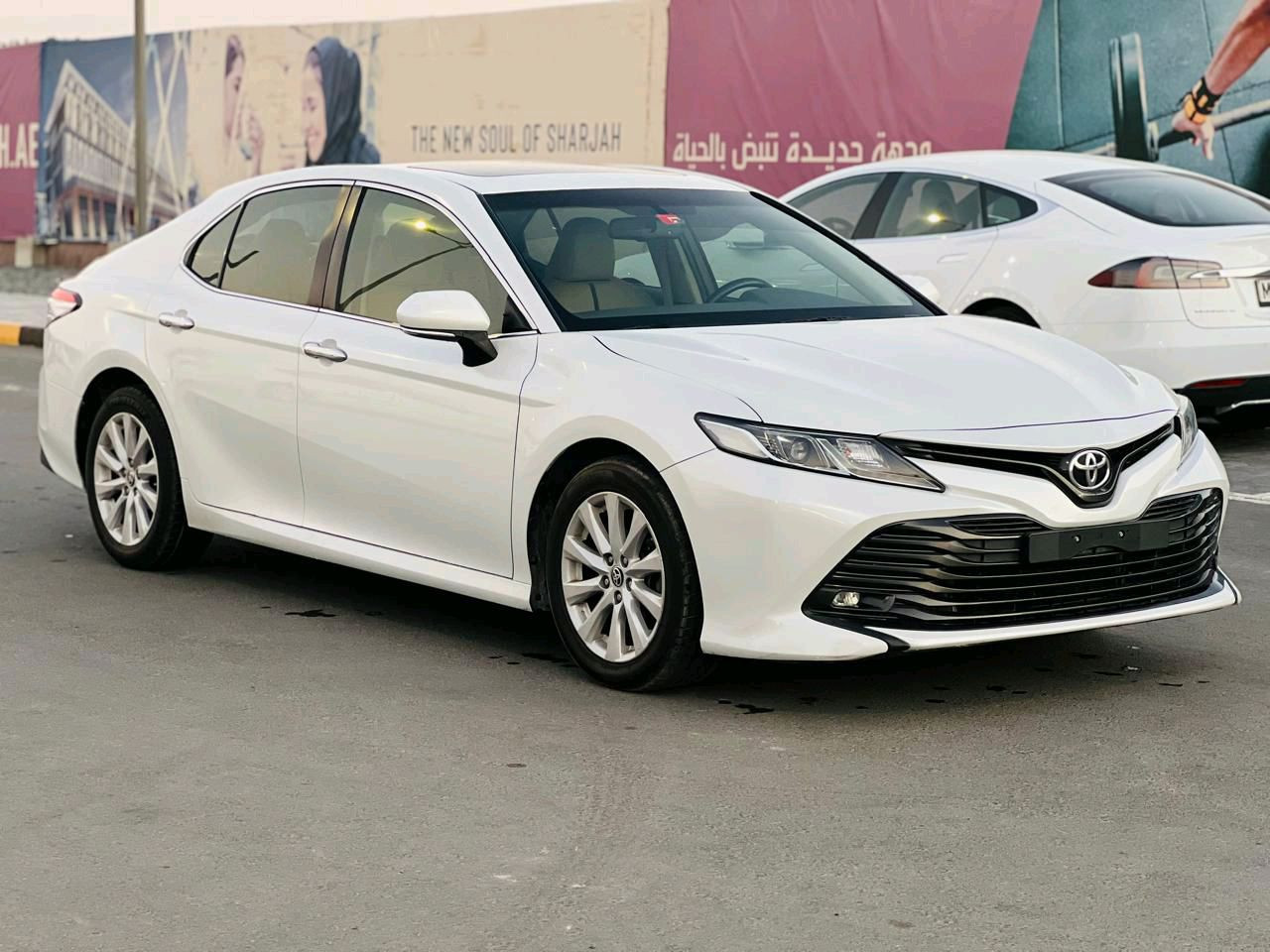 Toyota Camry - Image 14