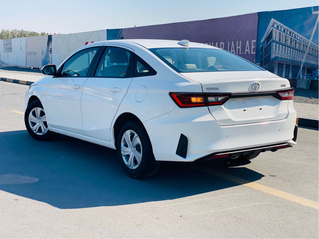 Toyota Yaris - Image 6