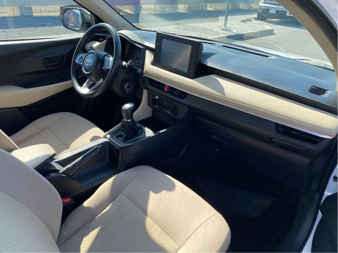 Toyota Yaris - Image 11