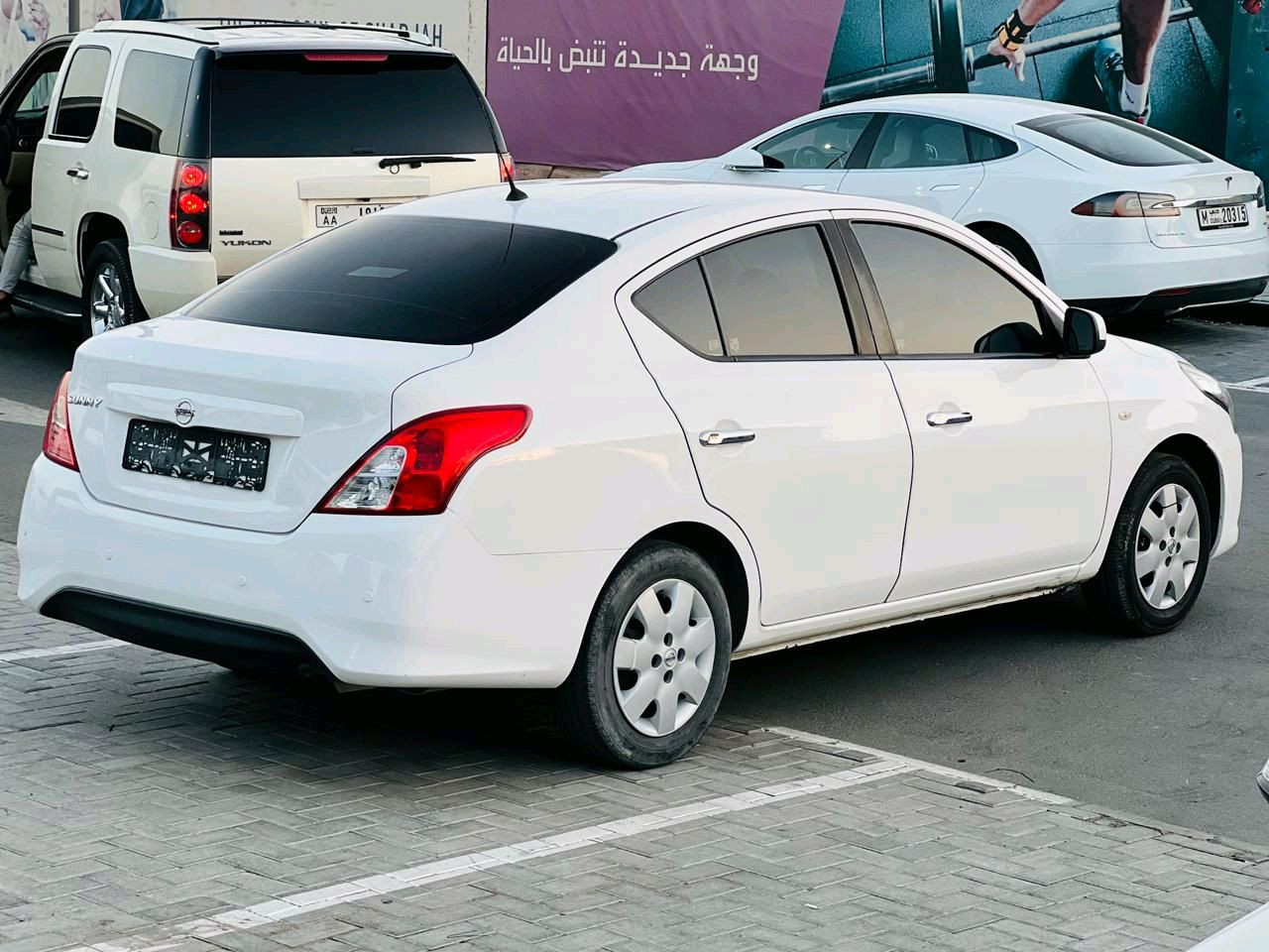 Nissan Sunny - Image 5