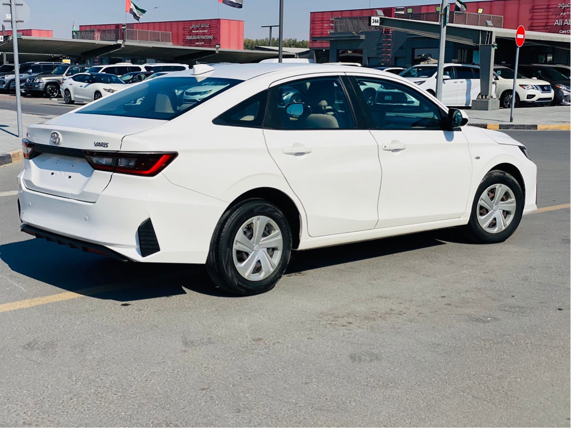 Toyota Yaris - Image 5
