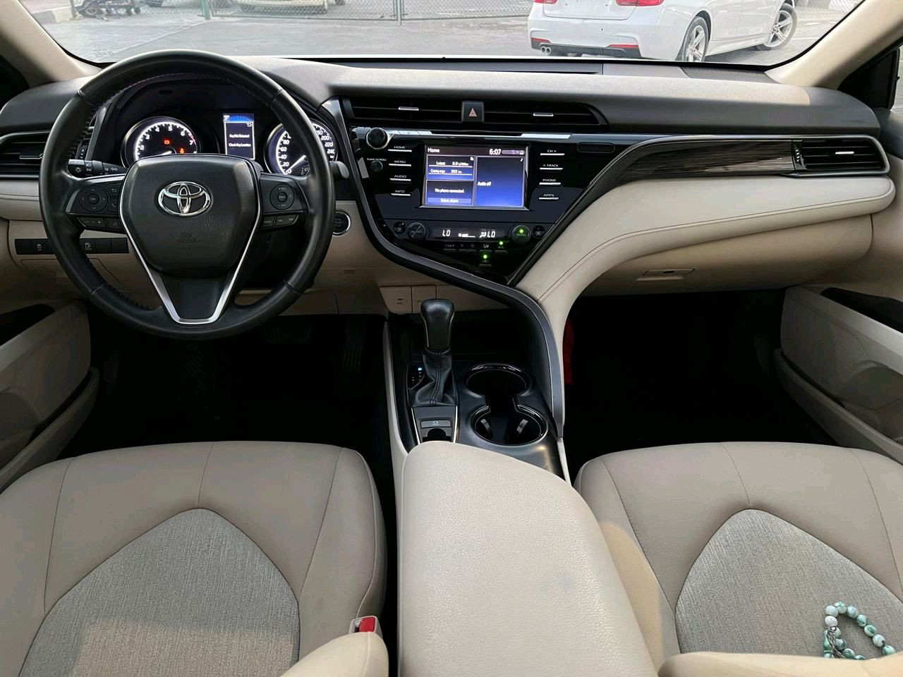 Toyota Camry - Image 6