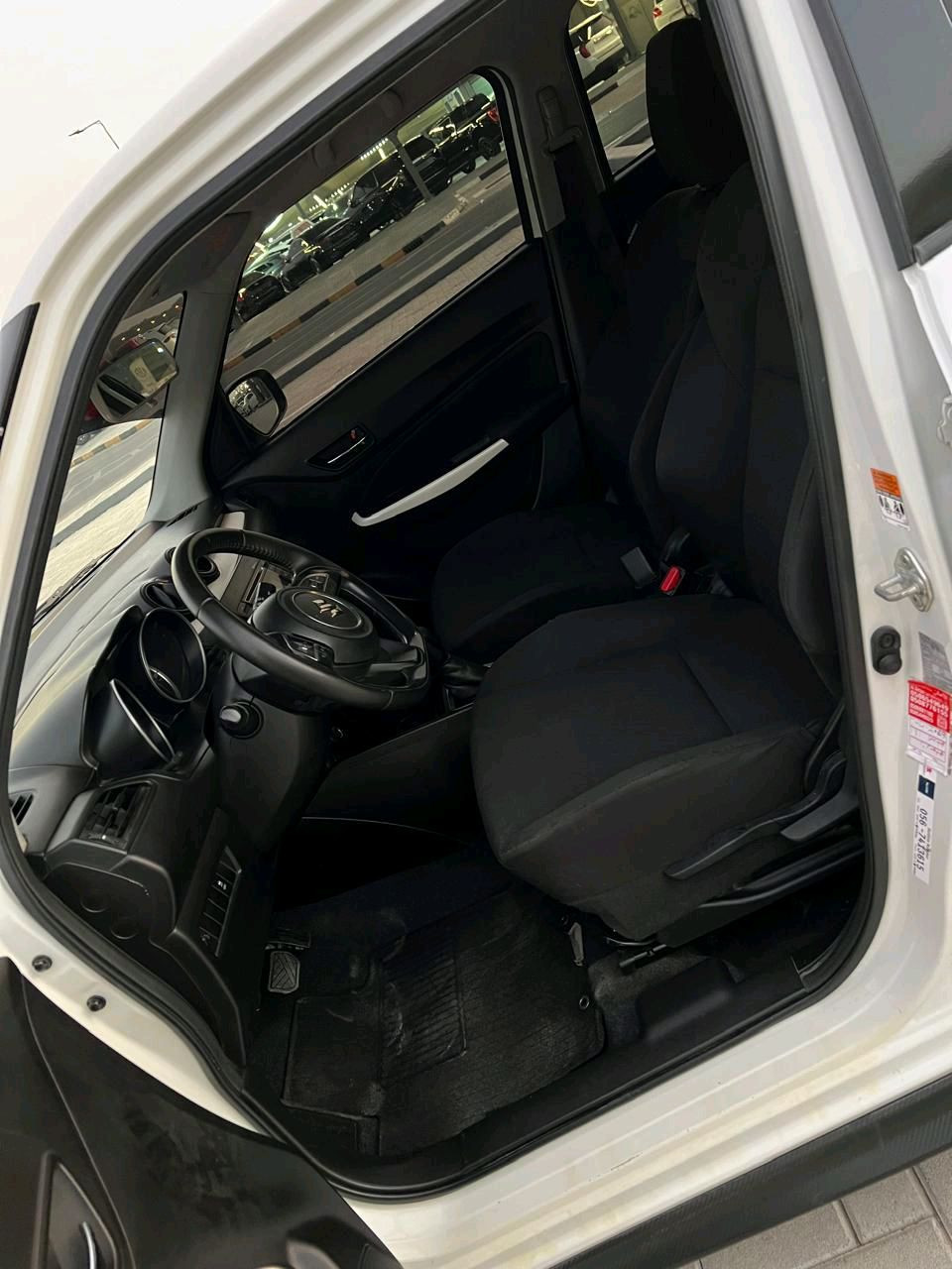 Suzuki Swift - Image 12
