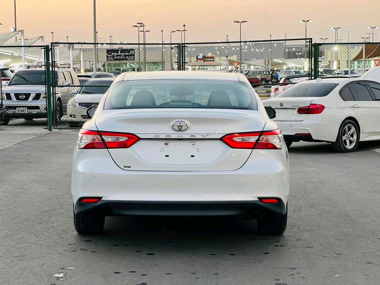 Toyota Camry - Image 15