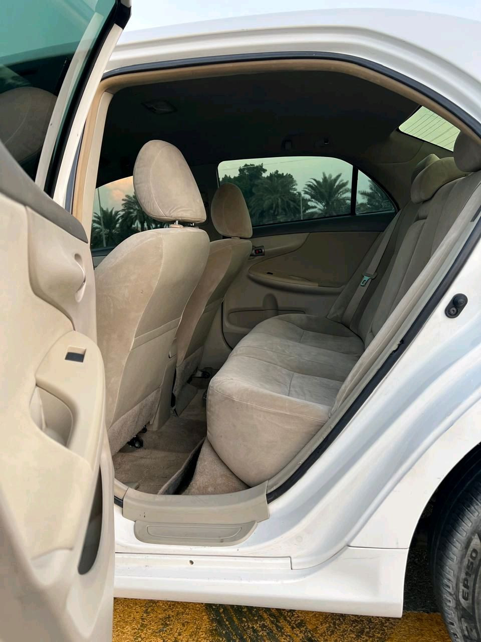 Toyota Corolla - Image 4