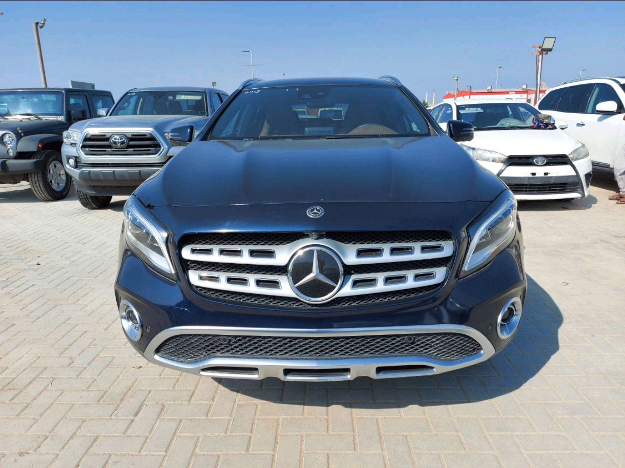 Mercedes Benz GLA - Image 3
