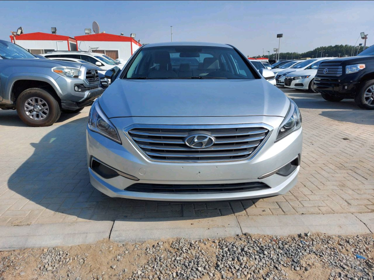 Hyundai Sonata - Image 3