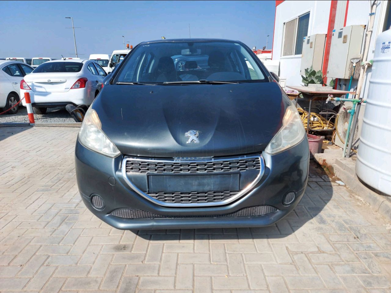 Peugeot 208 - Image 4