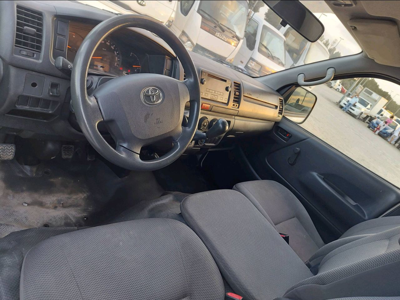 Toyota Hiace - Image 5