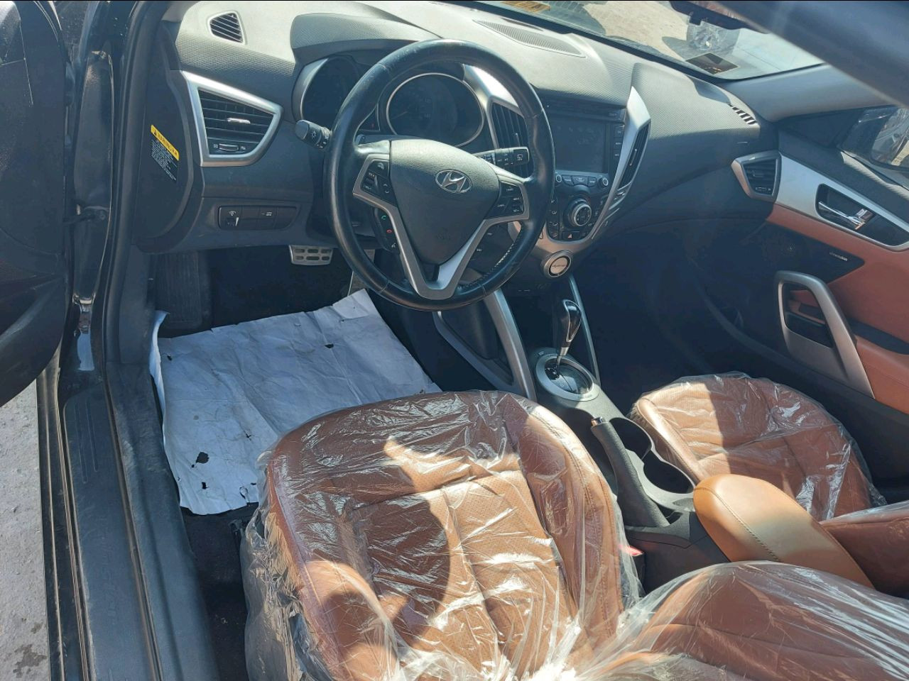 Hyundai Veloster - Image 5