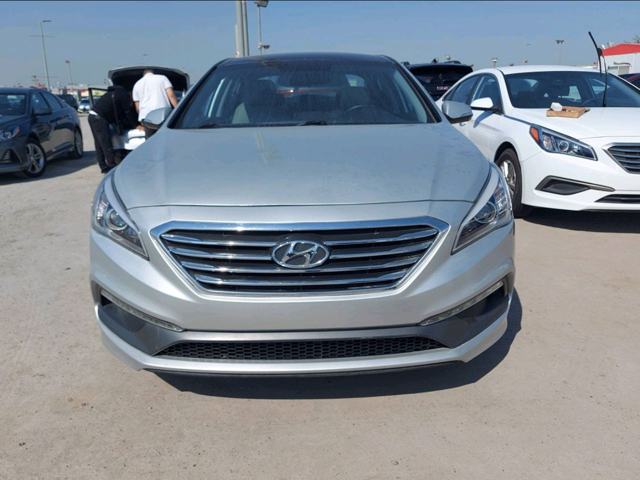Hyundai Sonata - Image 3