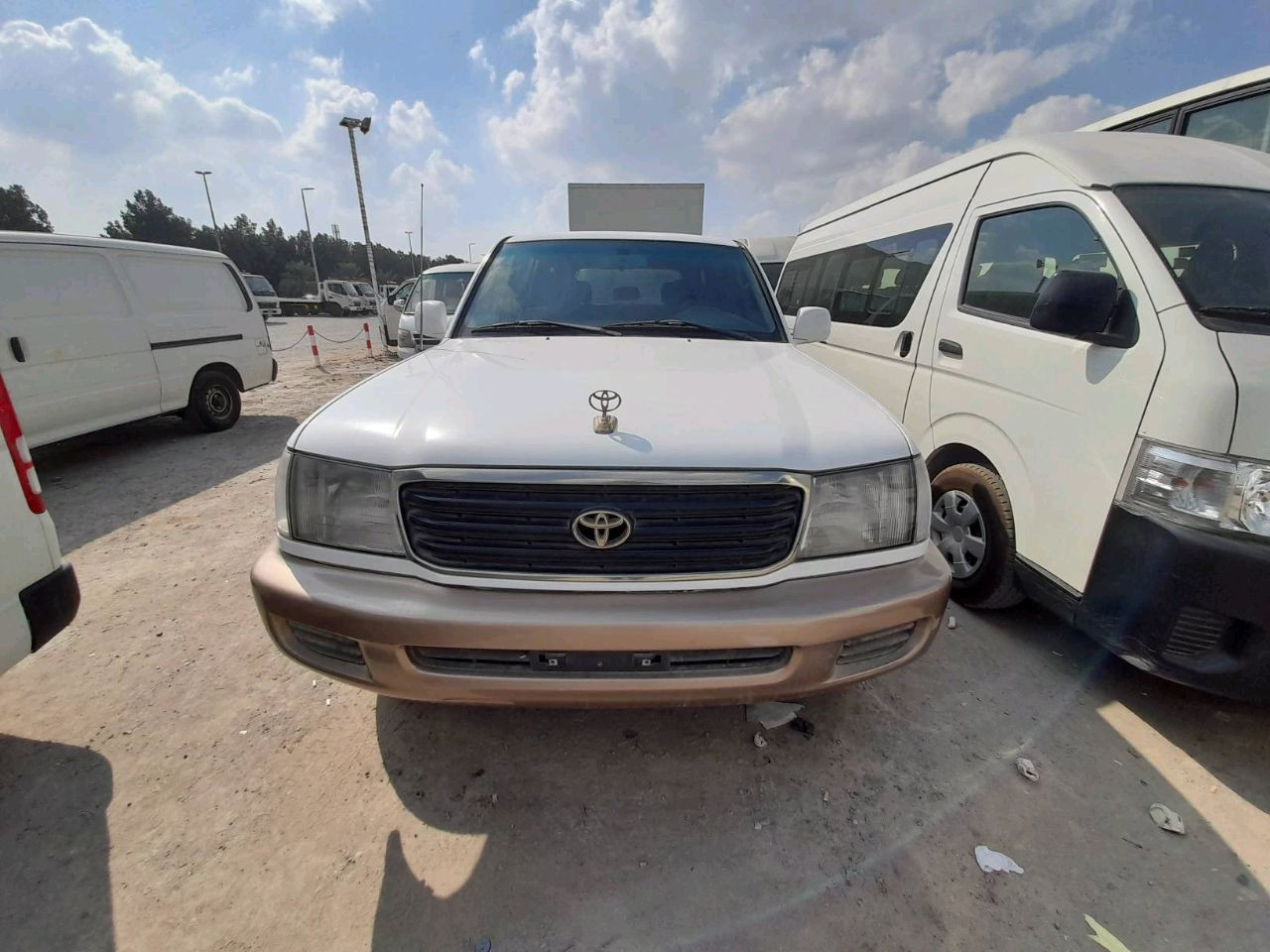 Toyota Land Cruiser - Image 3