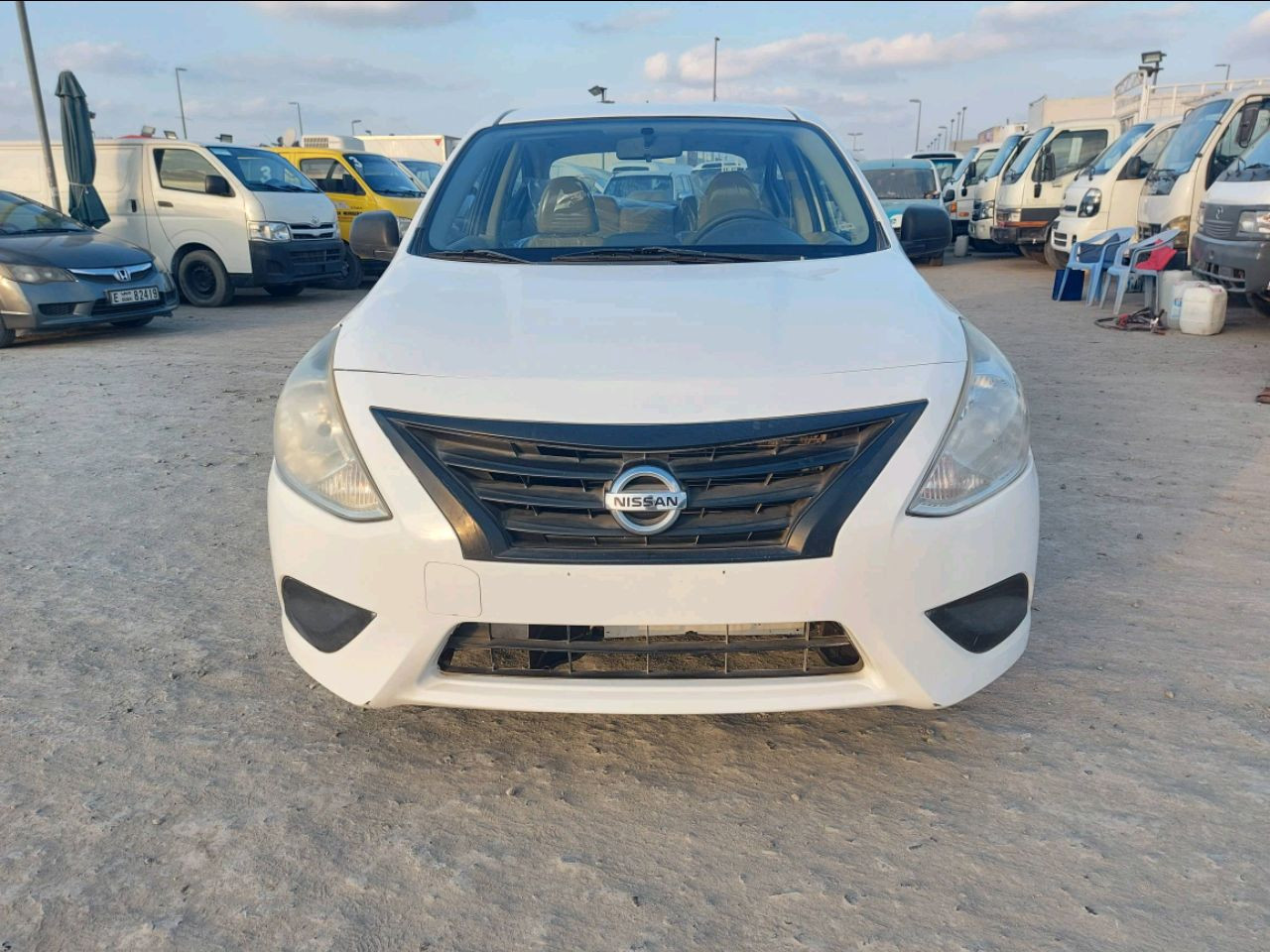 Nissan Sunny - Image 5