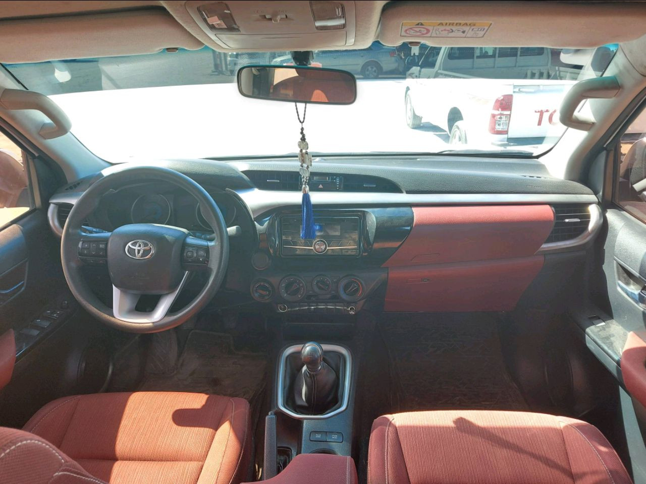 Toyota Hilux - Image 3