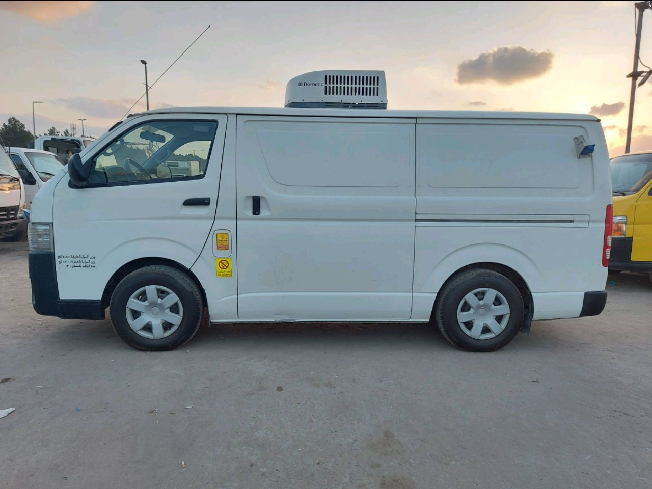 Toyota Hiace - Image 4