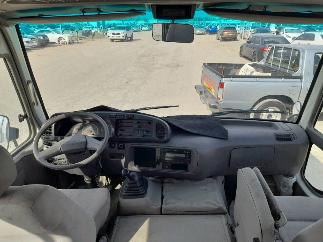 Toyota Coaster - Image 3