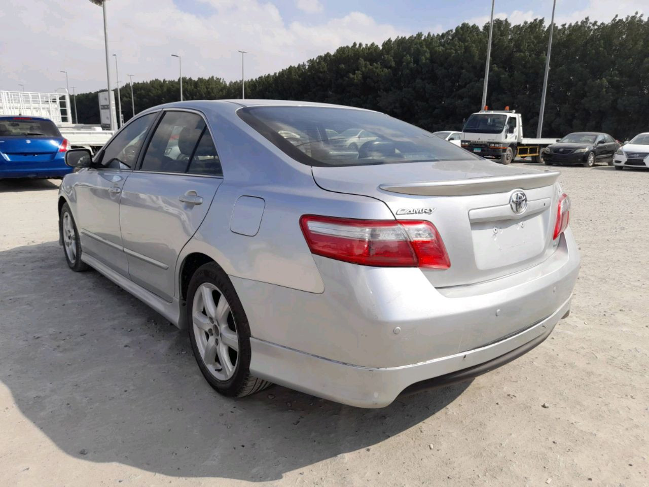 Toyota Camry - Image 5