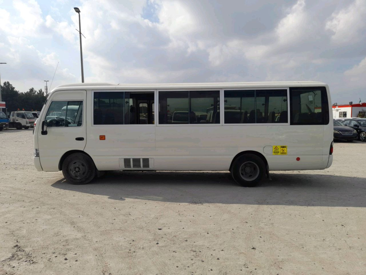 Toyota Coaster - Image 4