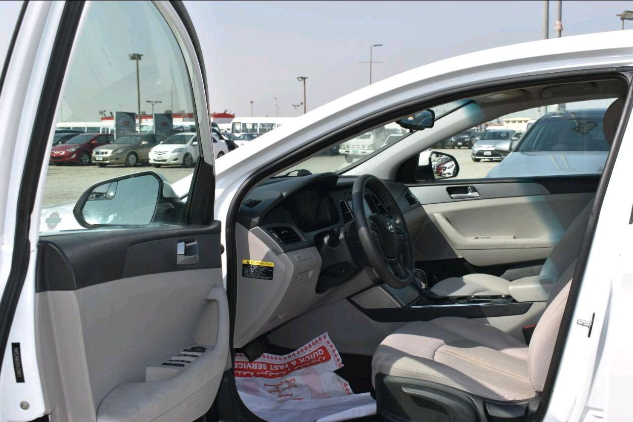 Hyundai Sonata - Image 5